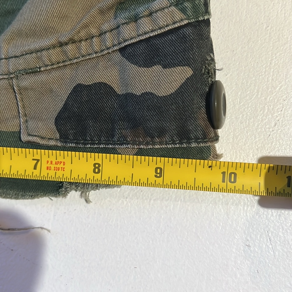 Camo crop pants with patches women’s XS - Picture 13 of 16